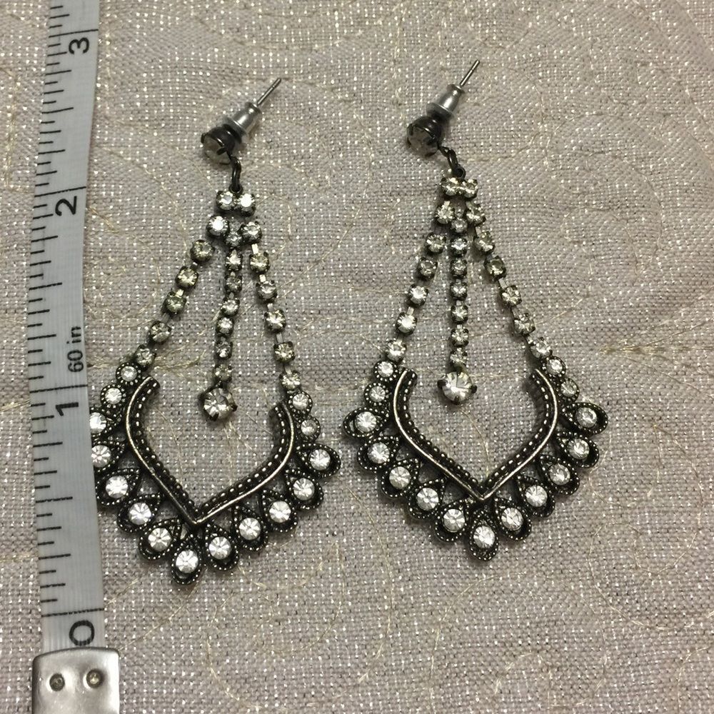 Cache earrings - Picture 5 of 7